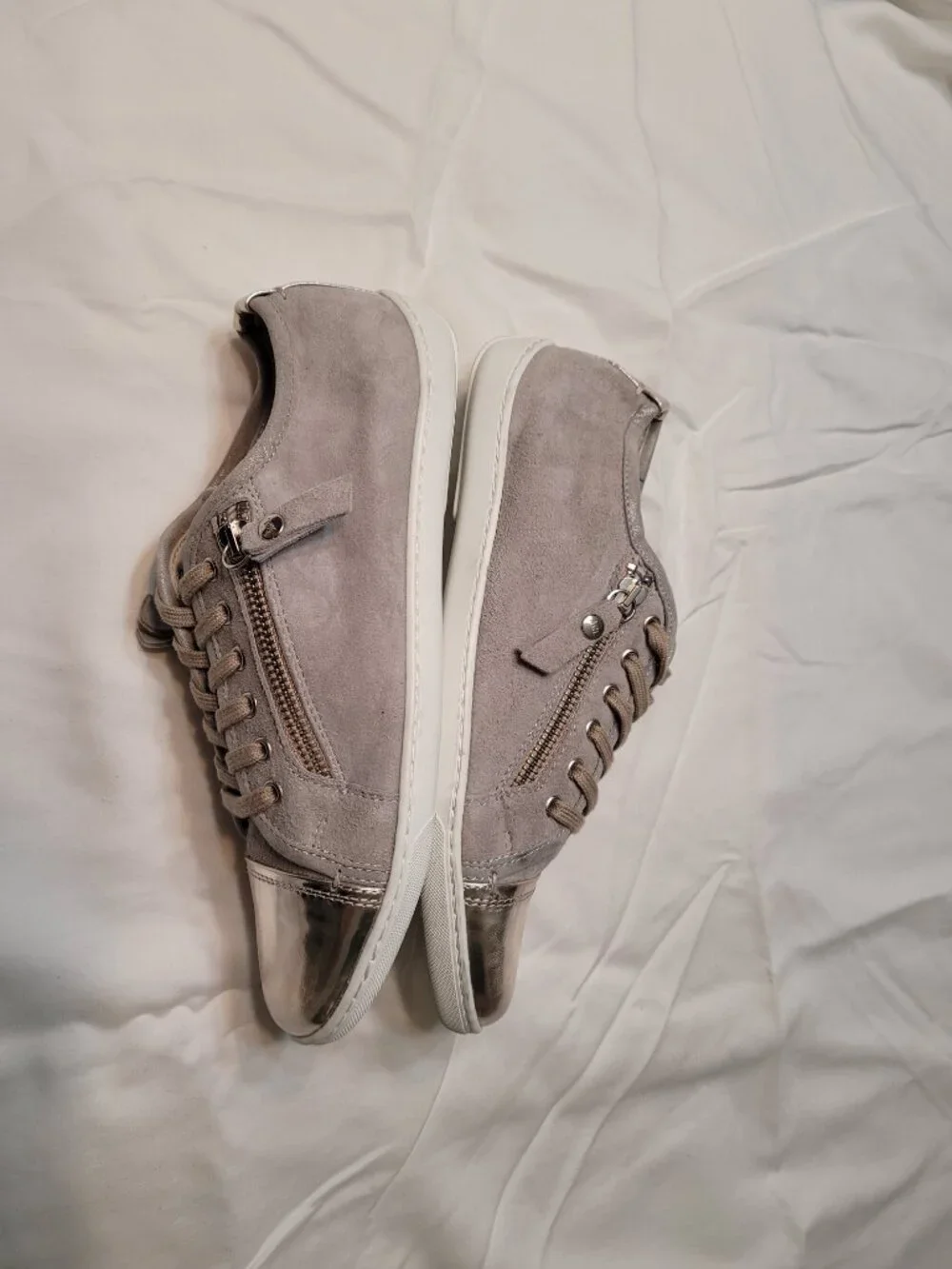 AGL, Silver Metallic Cap Toe Zip Gray Sneaker size 8/38 Made in Italy